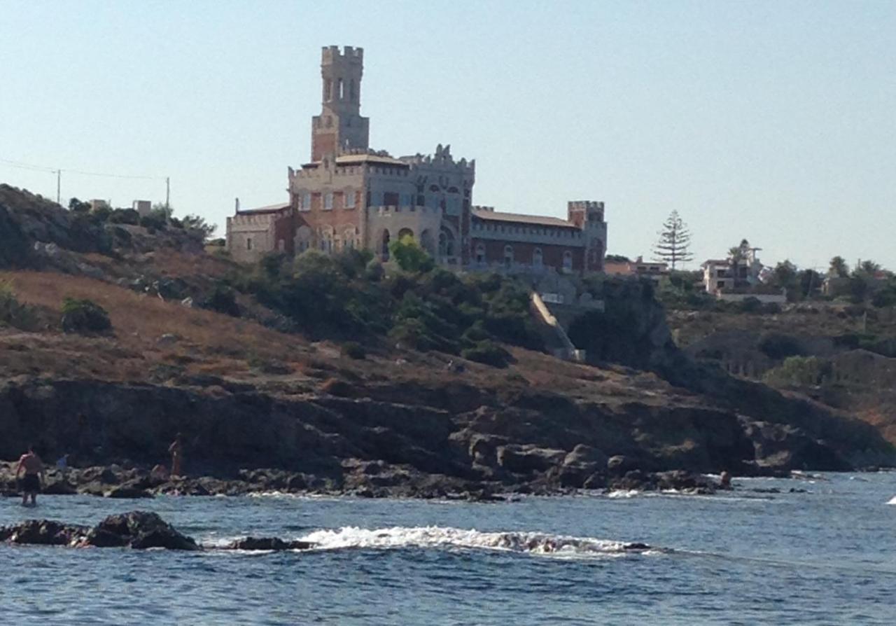 Porta Maris Syracuse